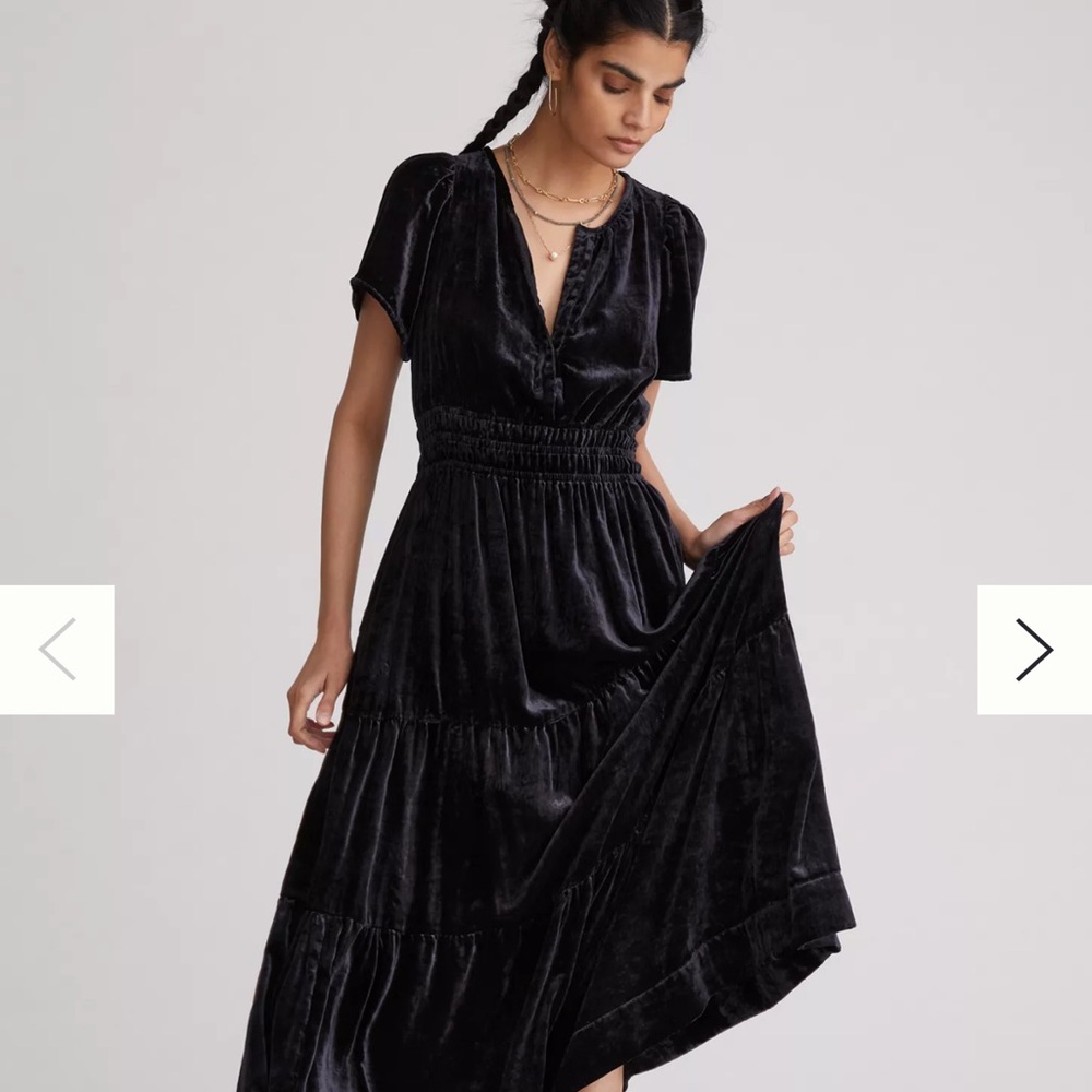 Elegant Black Velvet Dress